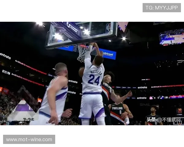 凯斯勒大帽格兰特后迅速反击暴扣 主宰攻防两端表现惊艳