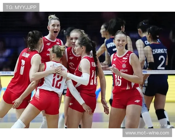 中国女排上演让二追三豪取三连胜年轻阵容在实战中收获成长