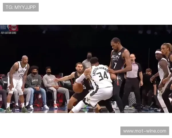 高管分析字母哥若想离队需申请交易但此举与其性格不符